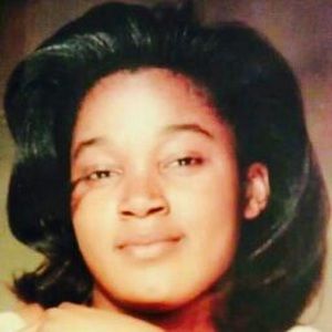 Meet your Posher, Ayoola